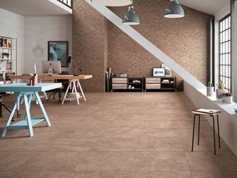 Camera in un loft moderno con piastrelle in gres porcellanato beige