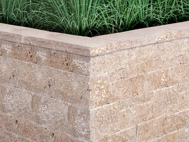 Mattoni di pietra per pareti Travertino Noce Rustic con erba