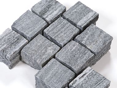 Sampietrini Gneiss Urban Grey Line tagliati a misura