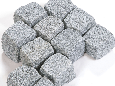 Sampietrini in granito Silver Rustica 9x9x9cm