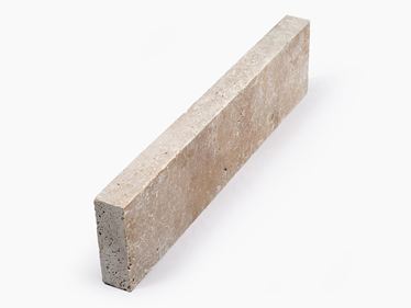 Cordolo per prato Travertino Noce