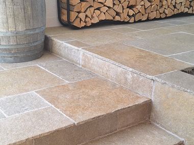 Calcare_Java_SandStairsJ