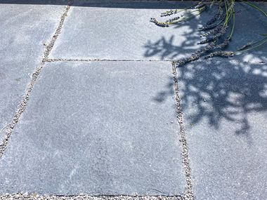 Piastrella per terrazza Lime Black Close Lavender texture