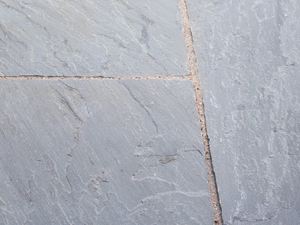 Lastra di arenaria grigia Kandla Grey primo piano