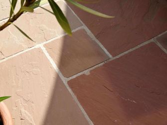 Lastre di arenaria di Modak, terrazza, primo piano