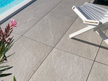 Canyon Peal Oleandro e sedia a bordo piscina galleria immagini 1 opzione in più