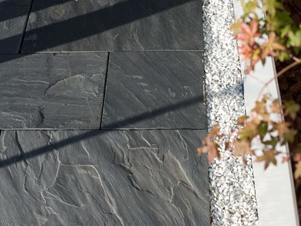 Ardesia bordata di ghiaia Black Rustic