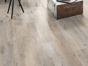 Piastrelle effetto legno Canada Lake ritagliate con custodia