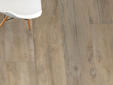 Piani in legno_look_Canada_Sky_table_with_chairs 2