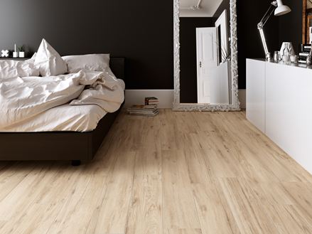 Camera da letto con piastrelle effetto legno Scandi Light