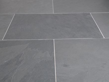 Piastrelle Grey Slate viste dall'occhio di una rana