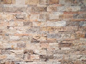 Intera parete rivestita con mattoni da rivestimento Scabas