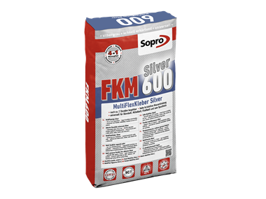 Una busta di adesivo multiflex per la posa delle Piastrelle