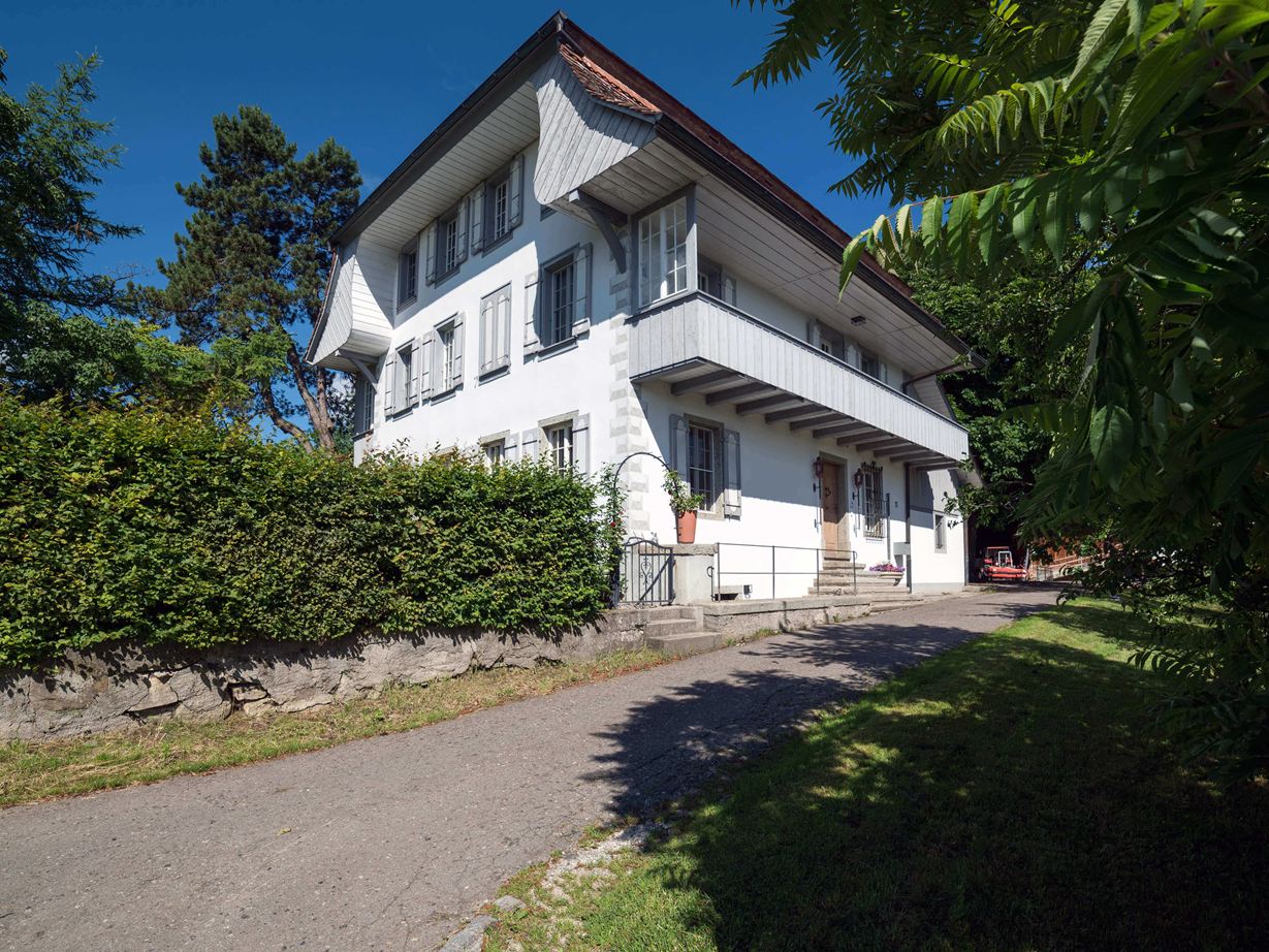 Villa in campagna dall'esterno