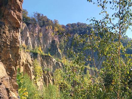 Cava di pietra naturale porfirica