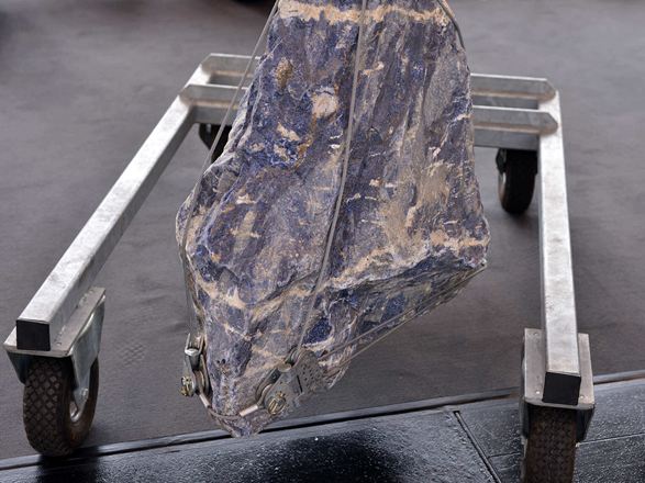 Pietra naturale su carrello