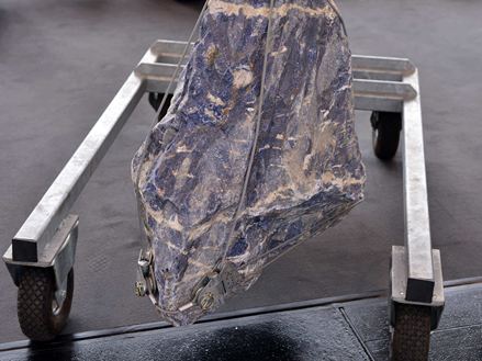 Pietra naturale su carrello