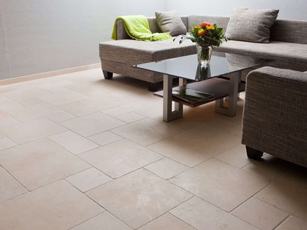 Foto cliente: Piastrelle Cleopatra Light posate in soggiorno