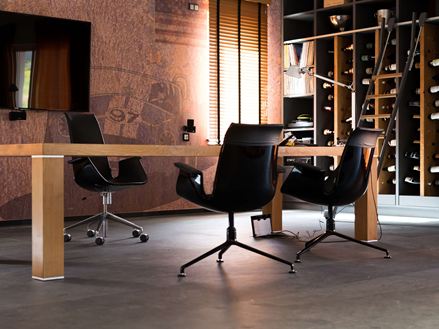 Studio di stile industriale su Piastrelle in ardesia Mustang