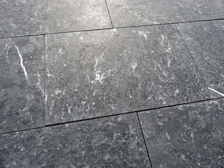 Lastre di pietra blu Ocean Blue: vista laterale