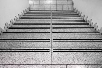 Scale in granito: rappresentative, robuste e belle!