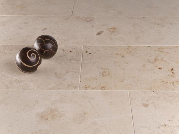 Piastrelle calcaree Marmo del Giura giallo