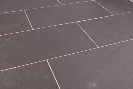 Piastrelle in ardesia bordeaux montaggio laterale