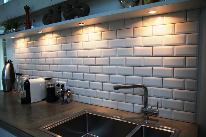 Casa1 metro piastrelle blanco mate