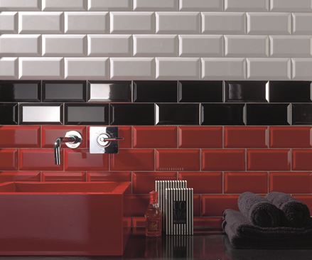 Casa1 metro piastrelle blanco negro rojo
