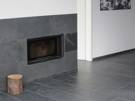 Camino con piastrelle in ardesia Piastrelle