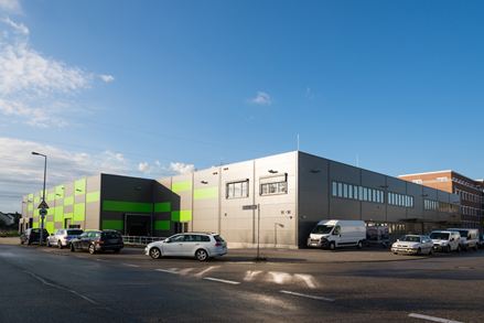 L'edificio aziendale di jonastone GmbH dall'esterno