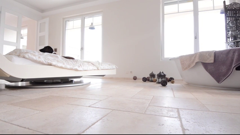 Travertine Light: una casa da sogno con vista